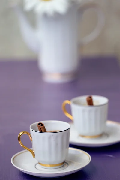 İki fincan sade kahve — Stok fotoğraf