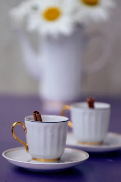 Duas xícaras de café preto — Fotografia de Stock