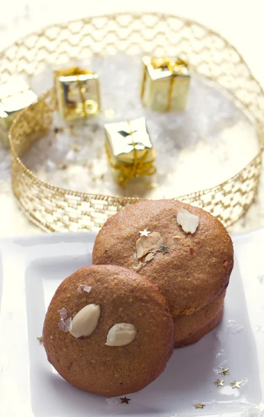 Cookies with nuts of Christmas gifts — Stock Photo, Image