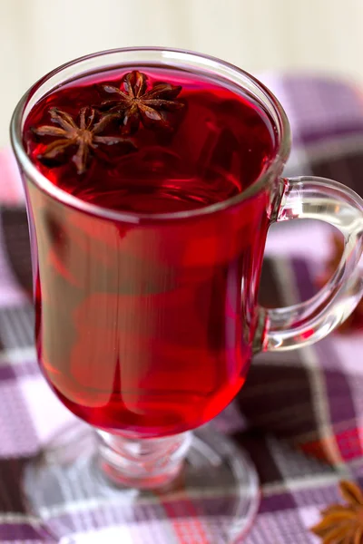 Red Tea (karkade) with anisetree — Stock Photo, Image