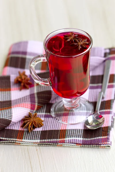 Red Tea (karkade) with anisetree — Stock Photo, Image