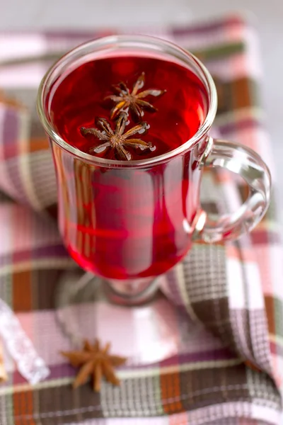 Rouleaux de thé rouge et gaufrettes — Photo