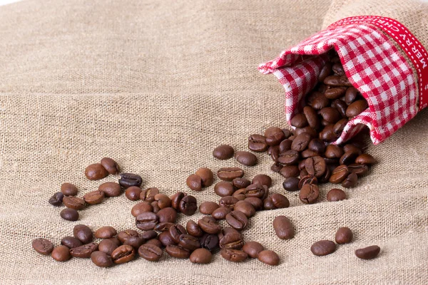 装袋的咖啡豆 — 图库照片