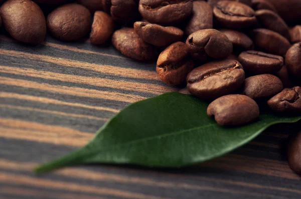 Roasted coffee background — Stock Photo, Image