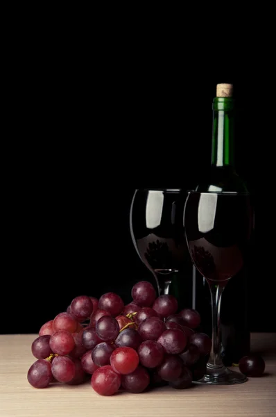 Ποτήρι κρασί με το σταφύλι — Φωτογραφία Αρχείου