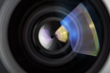 kamera lens arka