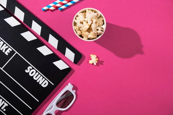 Popcorn Cup Movie Clapper Glasses Rose Background Film Concept — Stock Photo, Image