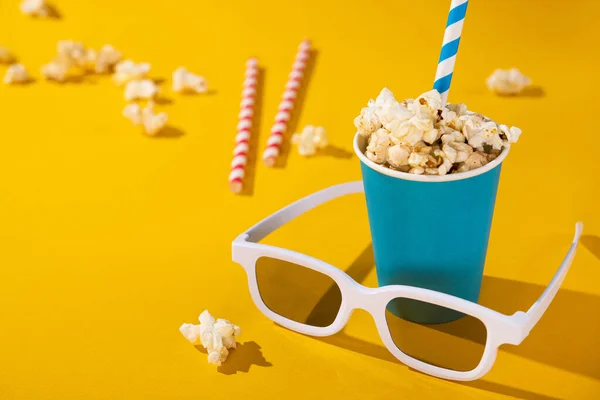 Glasses Popcorn Box Colored Cocktail Tube Yellow Background Cinema Cocncept — Stock Photo, Image