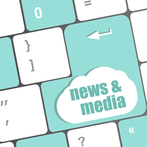 Computertoetsenbord met nieuws en media sleutel. bedrijfsconcept — Stockfoto