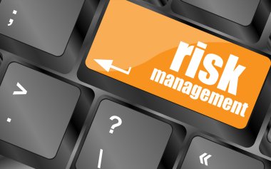 Risk yönetimi düğmesi olan klavye, İnternet konsepti