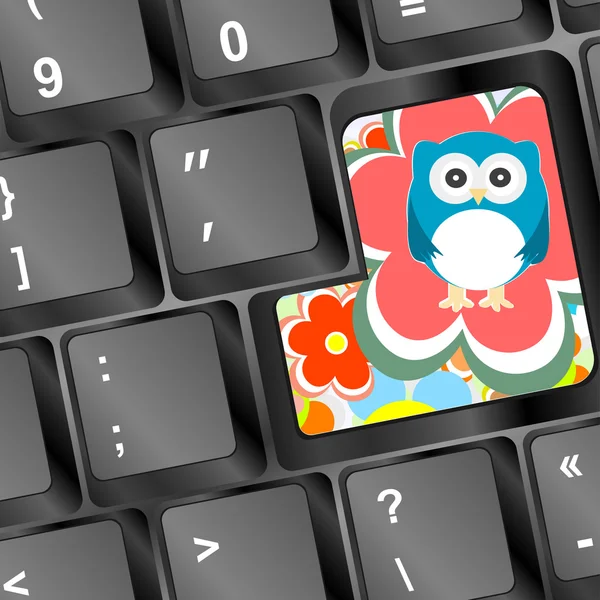 Owl on computer keyboard key with flowers — Stock Photo, Image