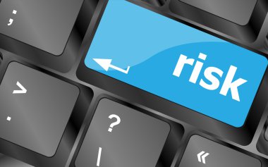 Risk yönetimi klavye anahtarı iş sigortası kavramını gösterir