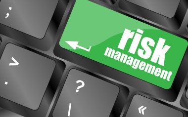 Risk yönetimi düğmesi olan klavye, İnternet konsepti