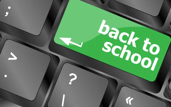 Back to school key on computer keyboard — Stock Photo, Image