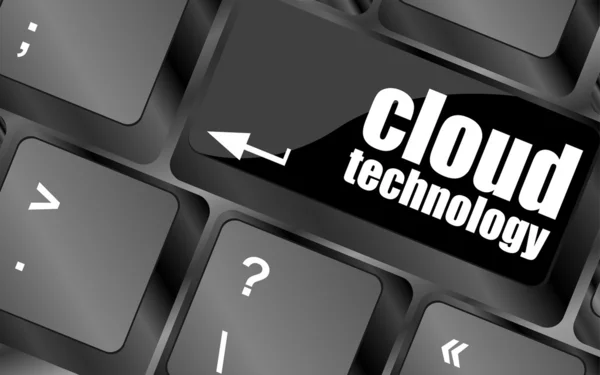 Verbinding maken met cloud concept op de knop van de toetsenbord sleutel — Stockfoto