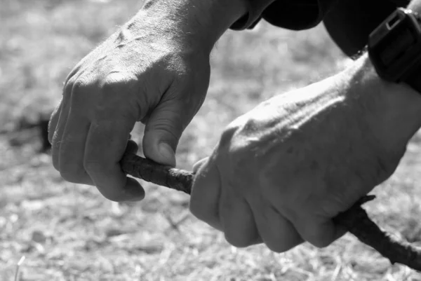 Mãos masculinas — Fotografia de Stock