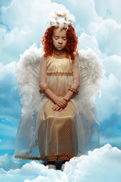 Little girl dressed as an angel — Stock Photo, Image