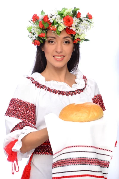 Flicka i ukrainsk kostym — Stockfoto