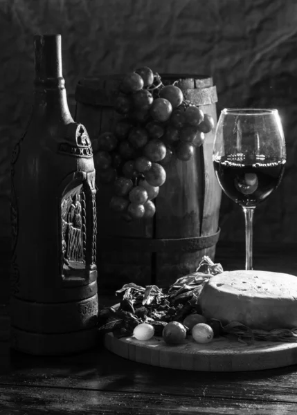 Sticlă de vin și sticlă — Fotografie, imagine de stoc