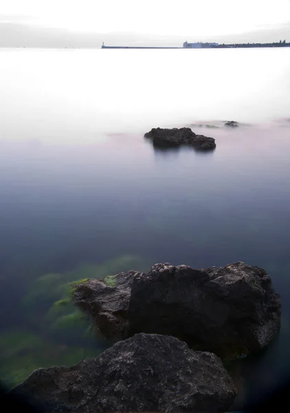 Stone in the sea — Stock Photo, Image