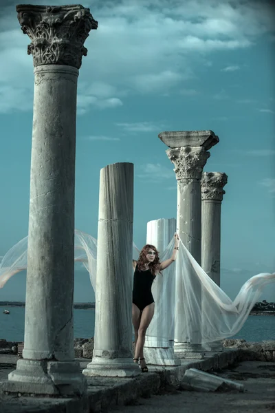 Girl on Chersonesos — Stock Photo, Image