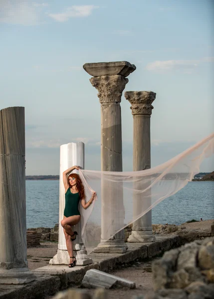 Girl on Chersonesos — Stock Photo, Image