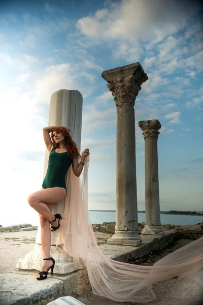 Menina em Chersonesos — Fotografia de Stock