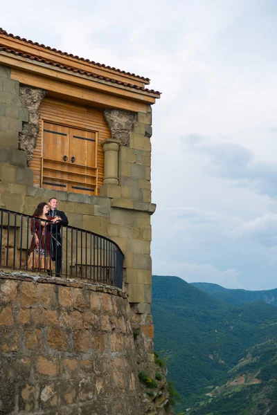 Man and woman in Georgian national dress. — Stock Photo, Image