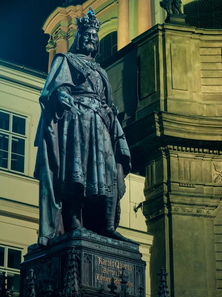 Monumento Rei Karl Praga Noite — Fotografia de Stock