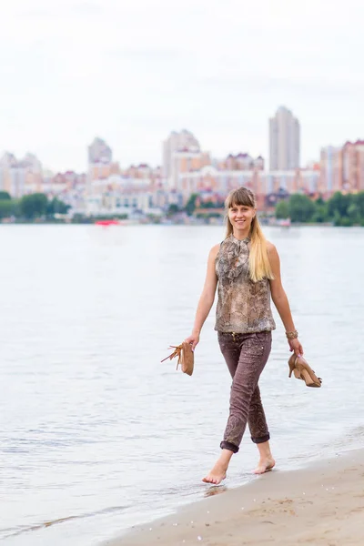 Young Woman Banks Dnieper River Kiev — Foto Stock