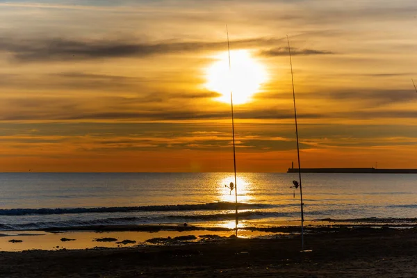 Angelruten Strand Bei Sonnenuntergang Valencia Spanien — Stockfoto