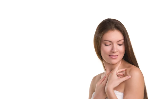 Ragazza con i capelli lunghi e viso pulito della pelle — Foto Stock