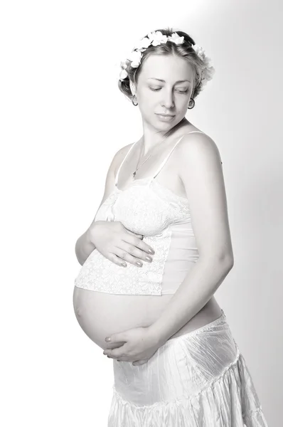 Pregnant girl in bright colors — Stock Photo, Image