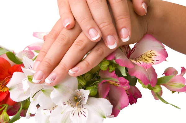 Cuidados com as unhas para as mãos das mulheres — Fotografia de Stock