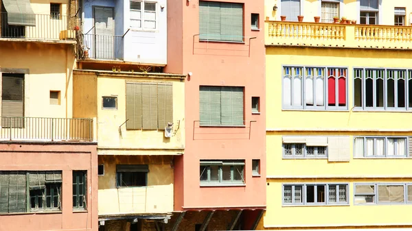 Frentes de construção de coloristas de Girona — Fotografia de Stock