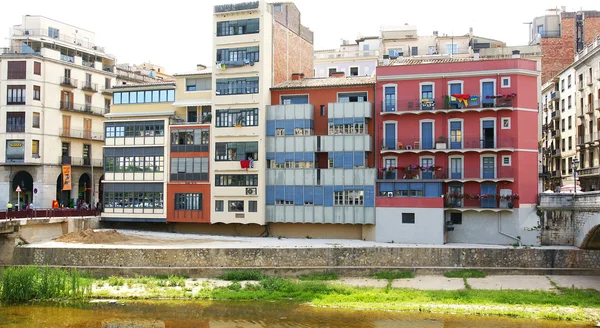 Facades of buildings of Girona — Stock Photo, Image