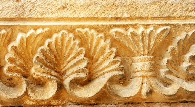 Detail of the portalón of the church of Porqueres