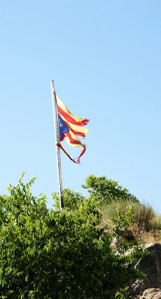 Steagul catalan rupt — Fotografie, imagine de stoc