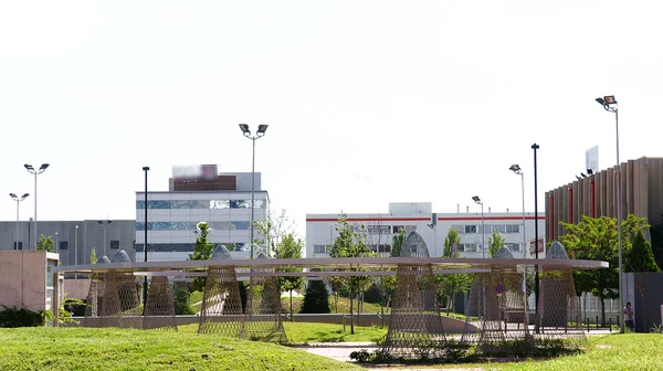 Modern structures in a gardens — Stock Photo, Image