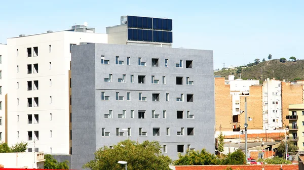 Block of floors with panels of solar power — Stock Photo, Image