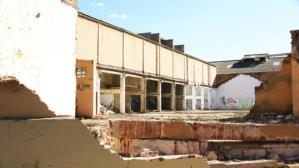 Demolition of ancient constructions — Stock Photo, Image