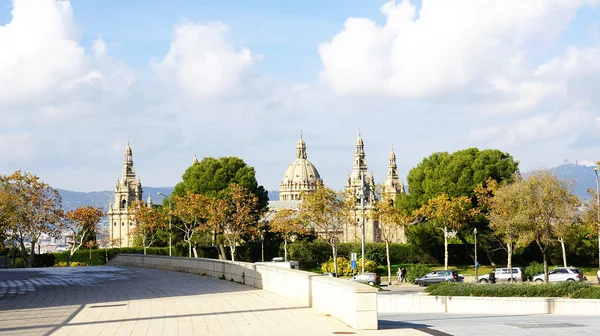 Panorâmica do Palácio Nacional de Barcelona de Montju=c — Fotografia de Stock