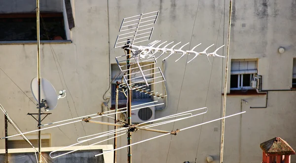Antennen in einer Terrasse — Stockfoto
