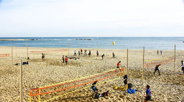 Песчаная волейбольная площадка — стоковое фото