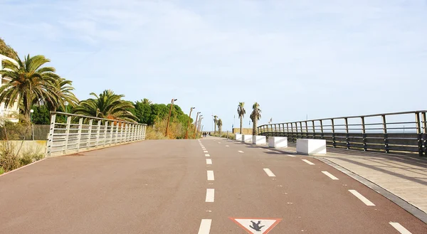 canyars Nehri üzerinde köprü