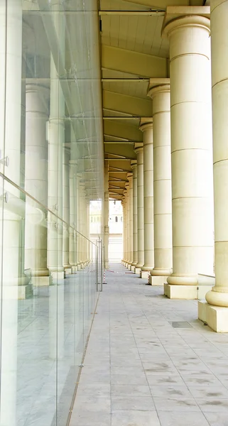 Columnas laterales en el Teatre Nacional de Catalunya — Foto de Stock