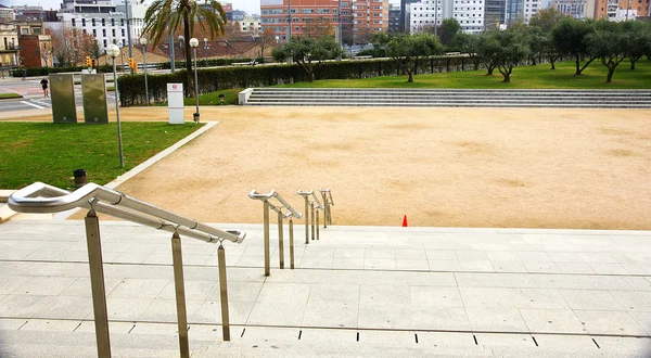 Trappor från huvudentrén till de teatre nacional de catalunya — Stockfoto