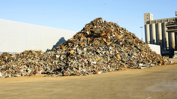 Müll im Hafen — Stockfoto