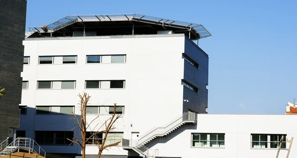 Nieuwe gebouwen van het ziekenhuis complex van sant pau — Stockfoto