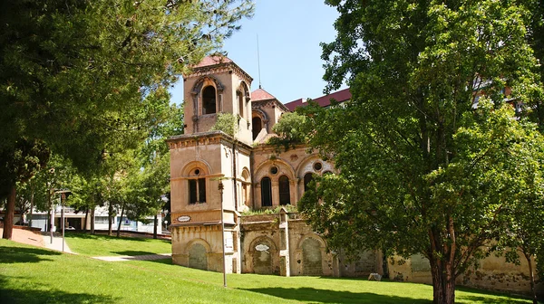 Церковь древней психиатрической больницы Санта-Крю — стоковое фото
